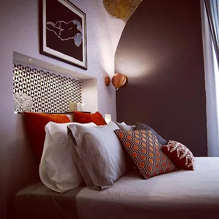 فندق مبيت وإفطار Palazzo Stendardo 4*