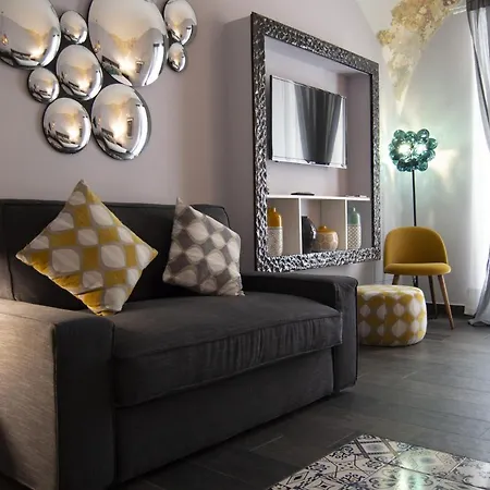 Bed & Breakfast Palazzo Stendardo 4*