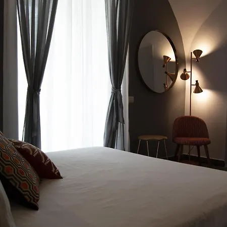 Palazzo Stendardo 3*